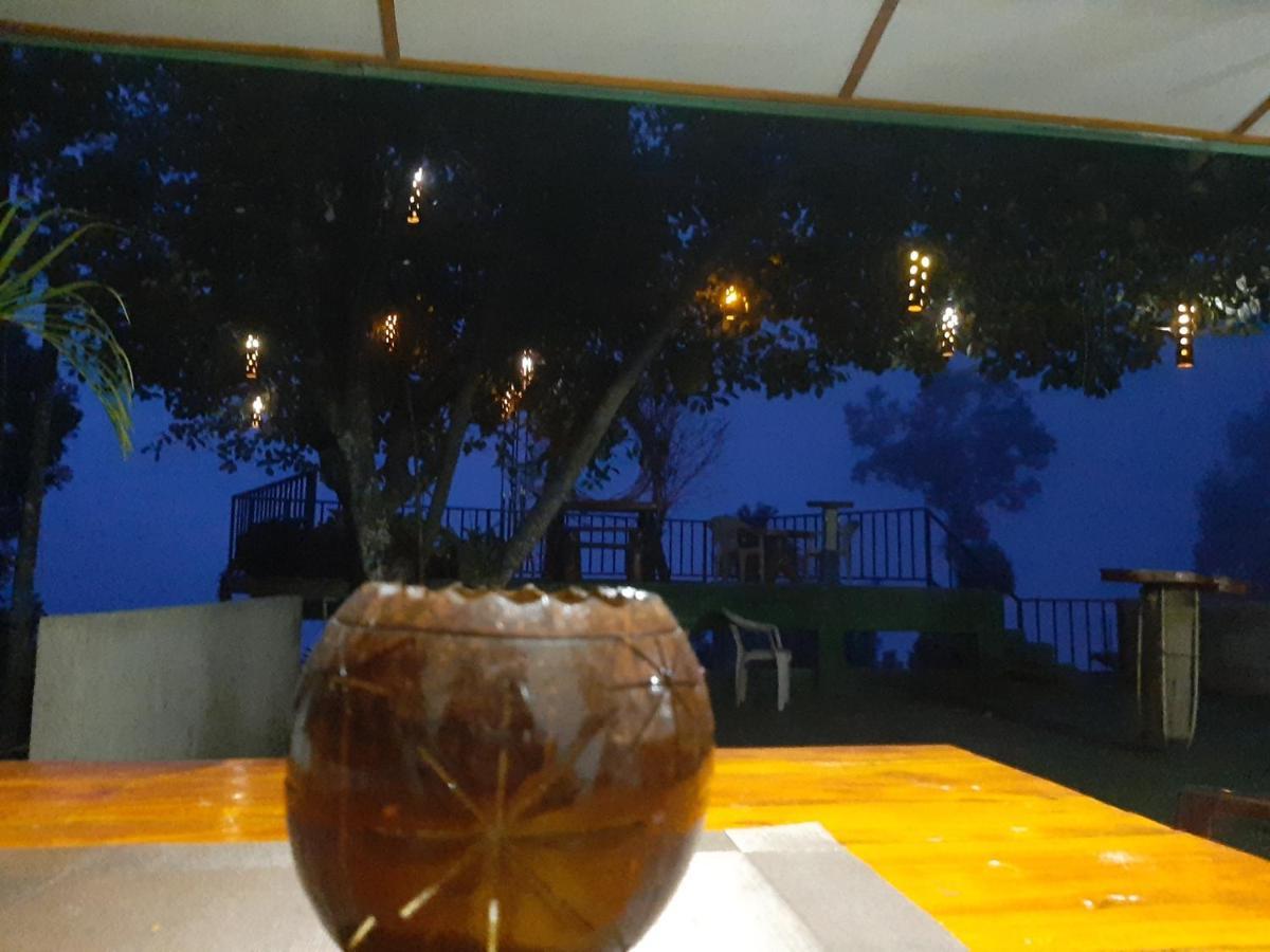 Ella Nimal Nest Inn Ngoại thất bức ảnh