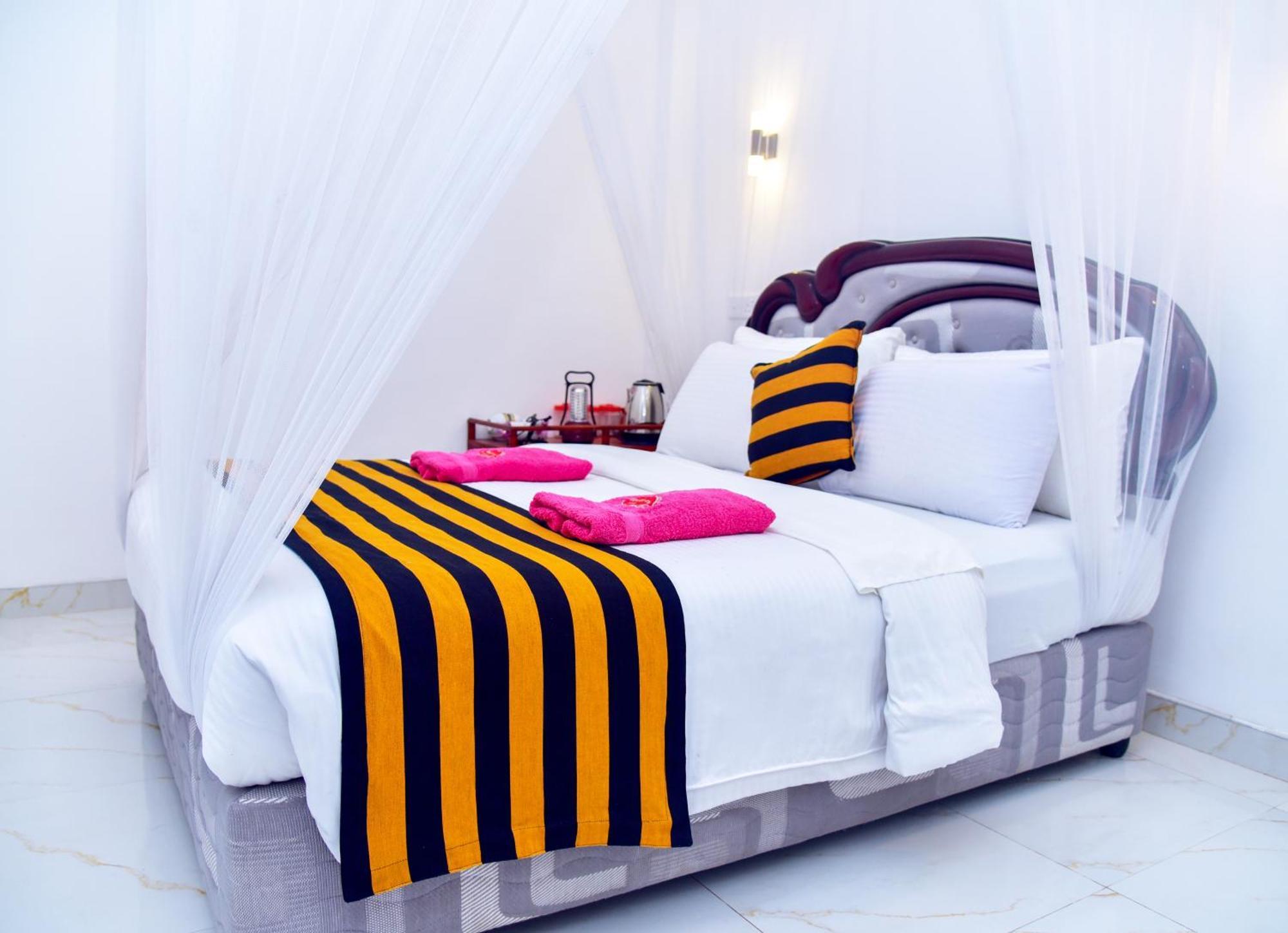 Ella Nimal Nest Inn Ngoại thất bức ảnh