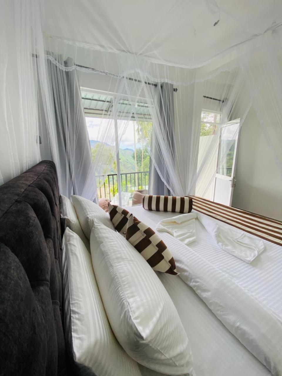 Ella Nimal Nest Inn Ngoại thất bức ảnh